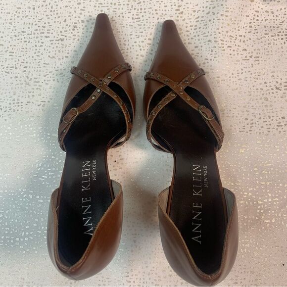 ANN KLEIN New York Brown Pointed Toe Criss Cross Design - Picture 1 of 11
